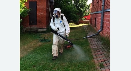Обработка территории от клещей. Новосиль